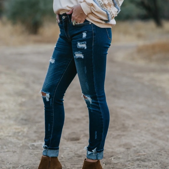 Wren and Ivory Kancan Delia Distressed Jeans - Picture 5 of 7